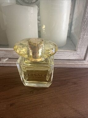 Versace Yellow Diamond perfume